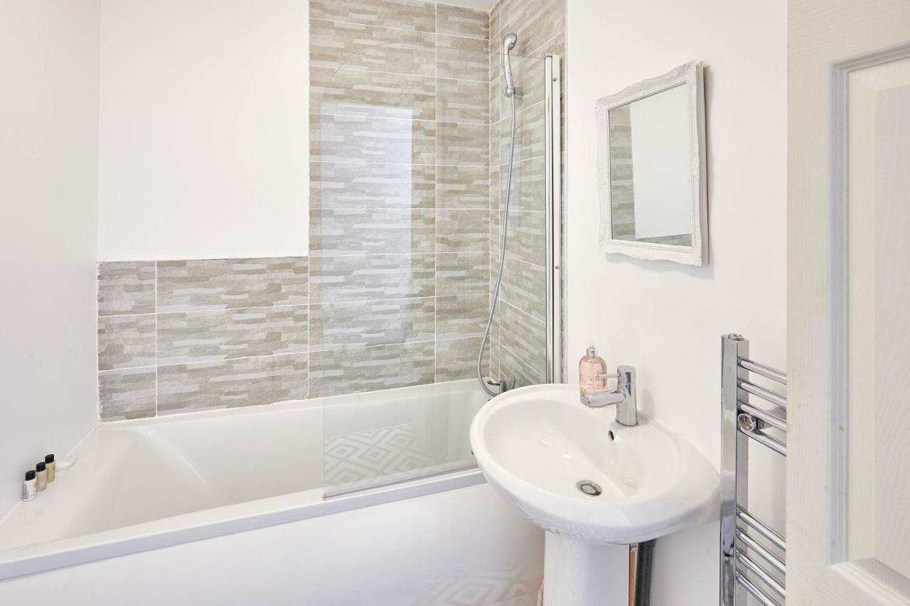 Host & Stay - Clarendon Apartments ريدكار المظهر الخارجي الصورة