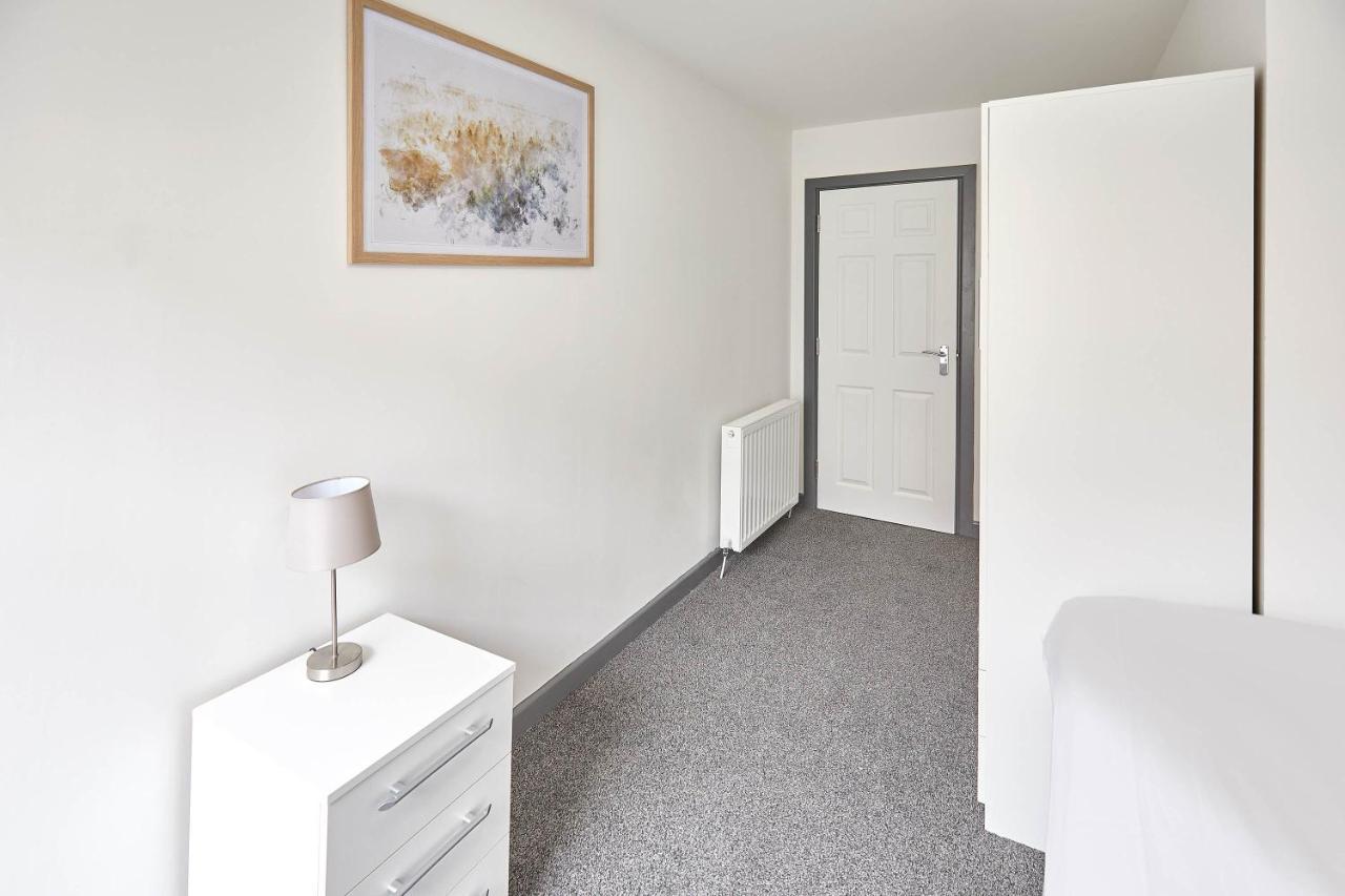 Host & Stay - Clarendon Apartments ريدكار المظهر الخارجي الصورة