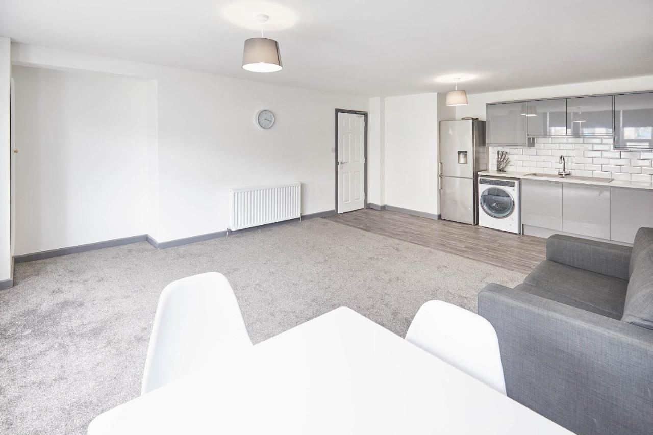 Host & Stay - Clarendon Apartments ريدكار المظهر الخارجي الصورة